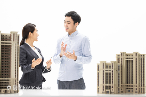 专业房产销售如何高效为客户介绍房源与提供咨询